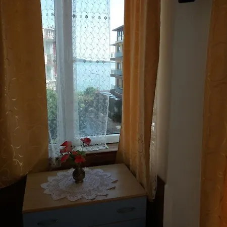 Lägenhet Primorsko Apartments