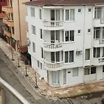 Primorsko Apartments