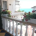 Апартамент Primorsko Apartments *