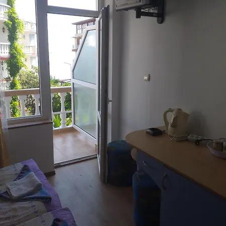 Апартаменты Primorsko Apartments *