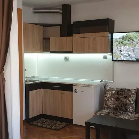아파트 Primorsko Apartments